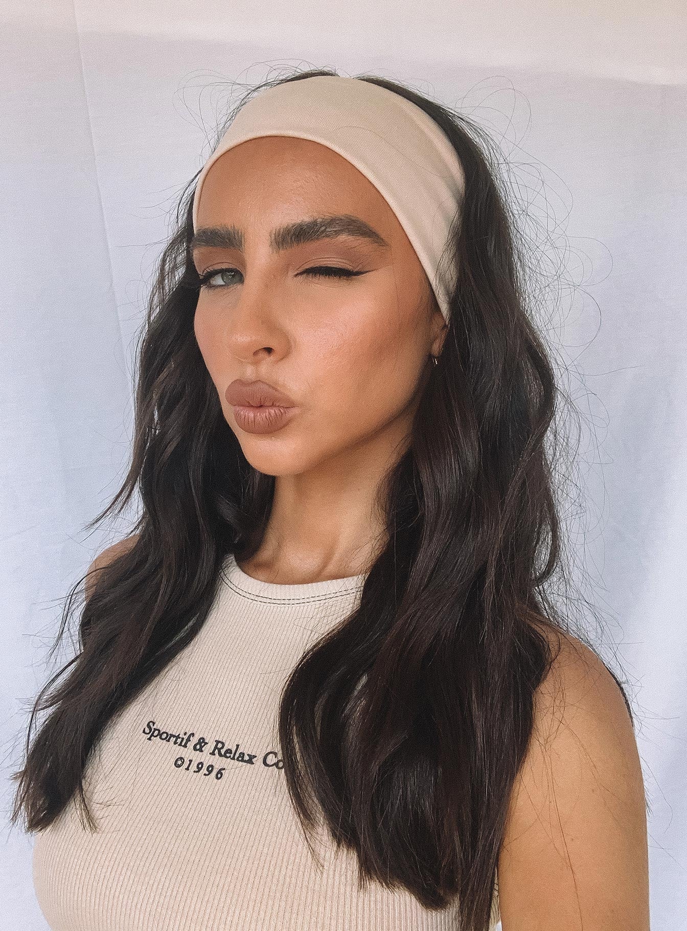 The Juney Headband Beige - Image 3