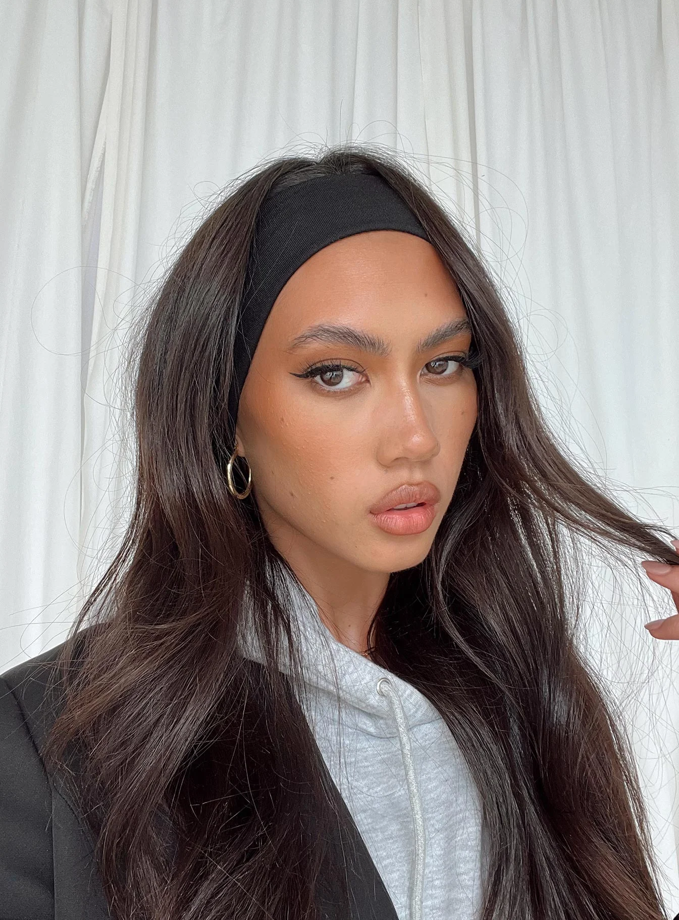The Juney Headband Black - Image 4