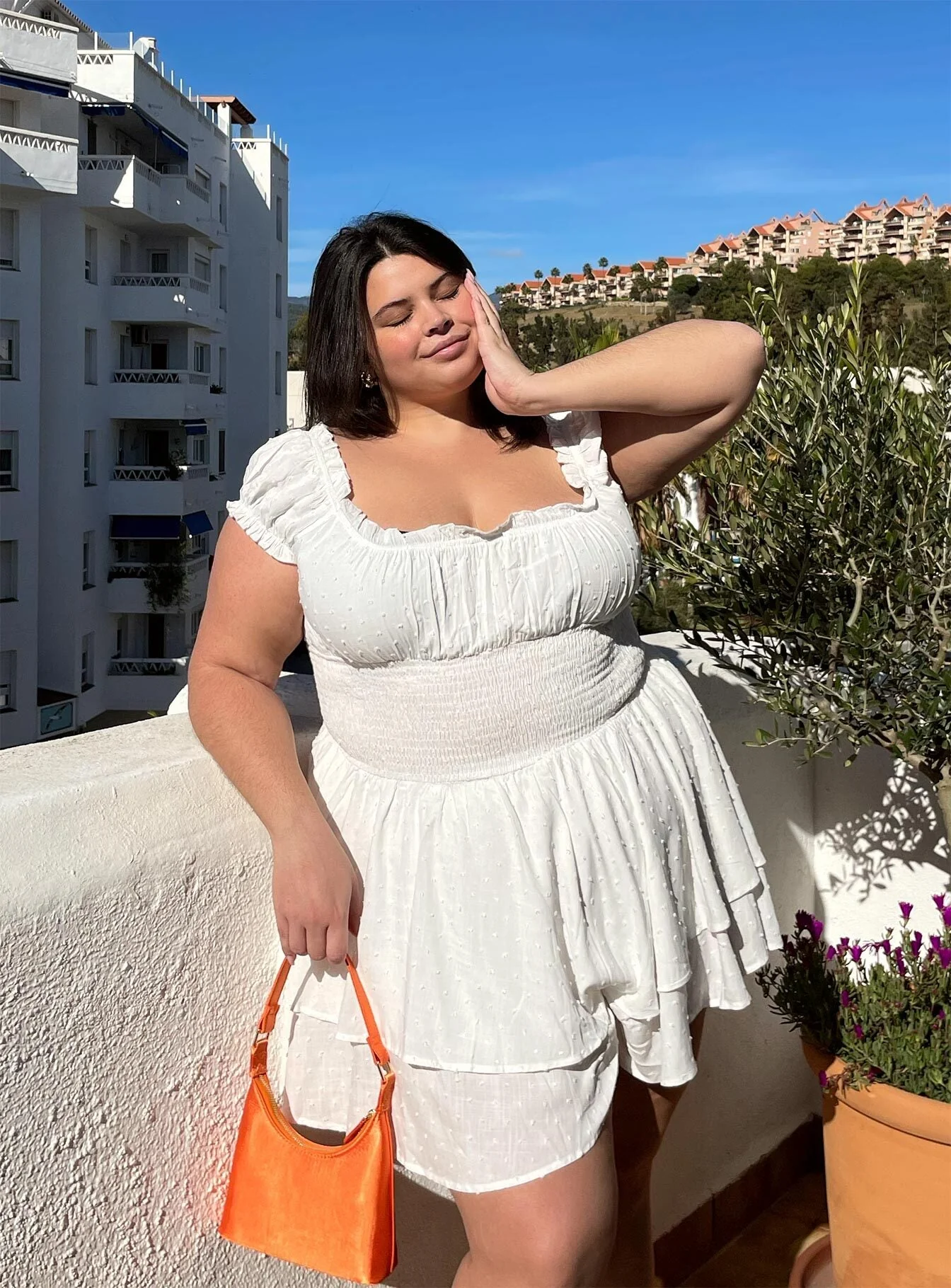 The Love Galore Romper White Curve - Image 2