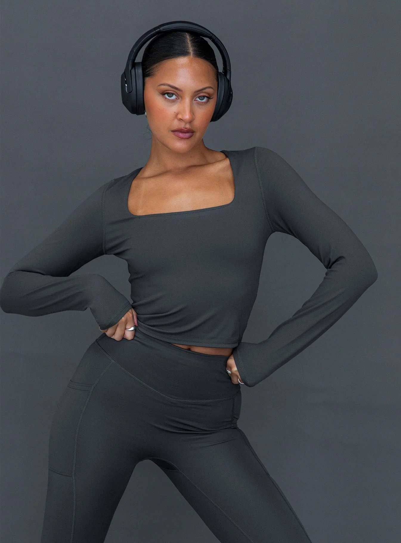 Thriving Activewear Top Grey - Image 2