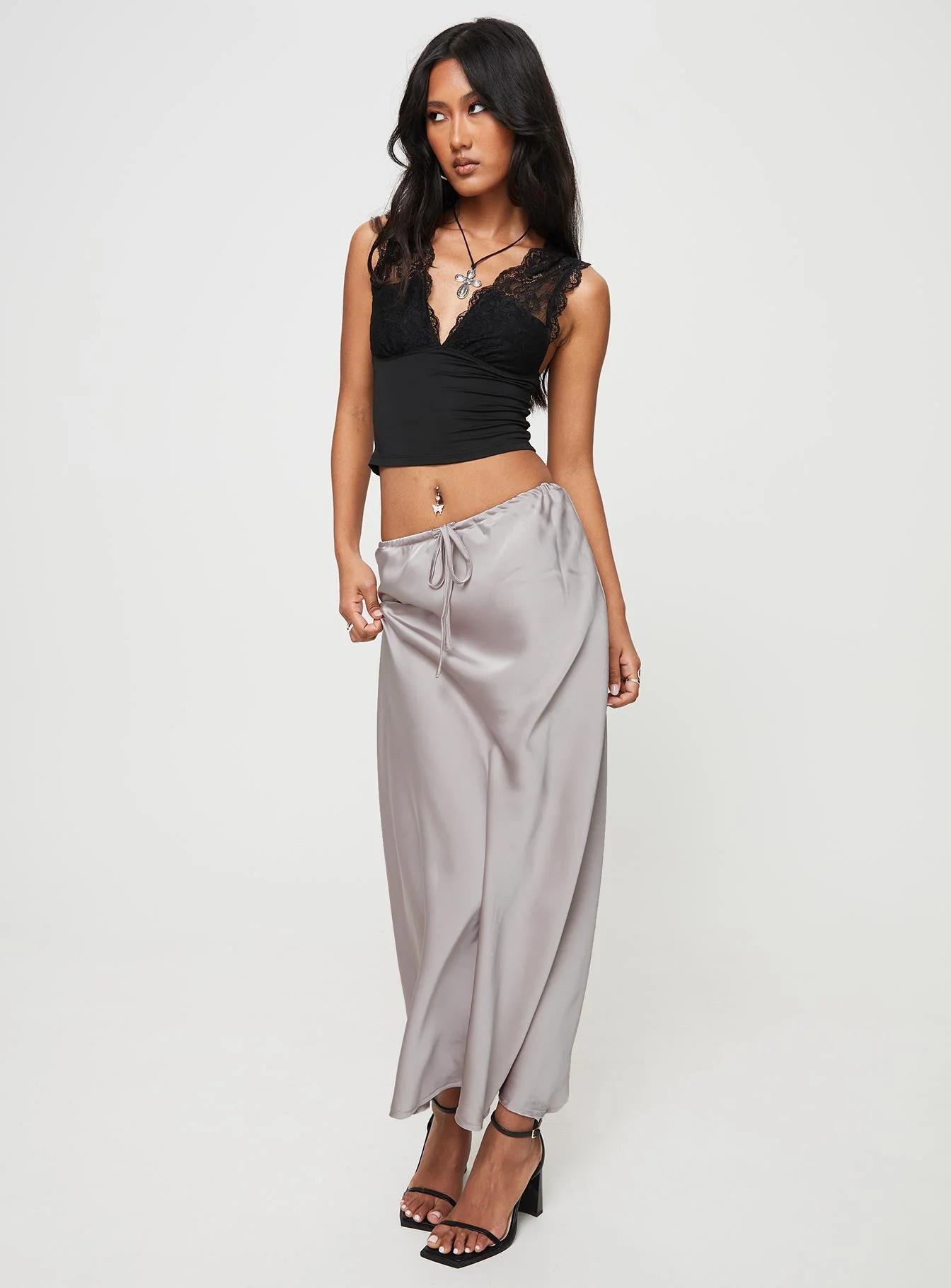 Typha Top Black - Image 3