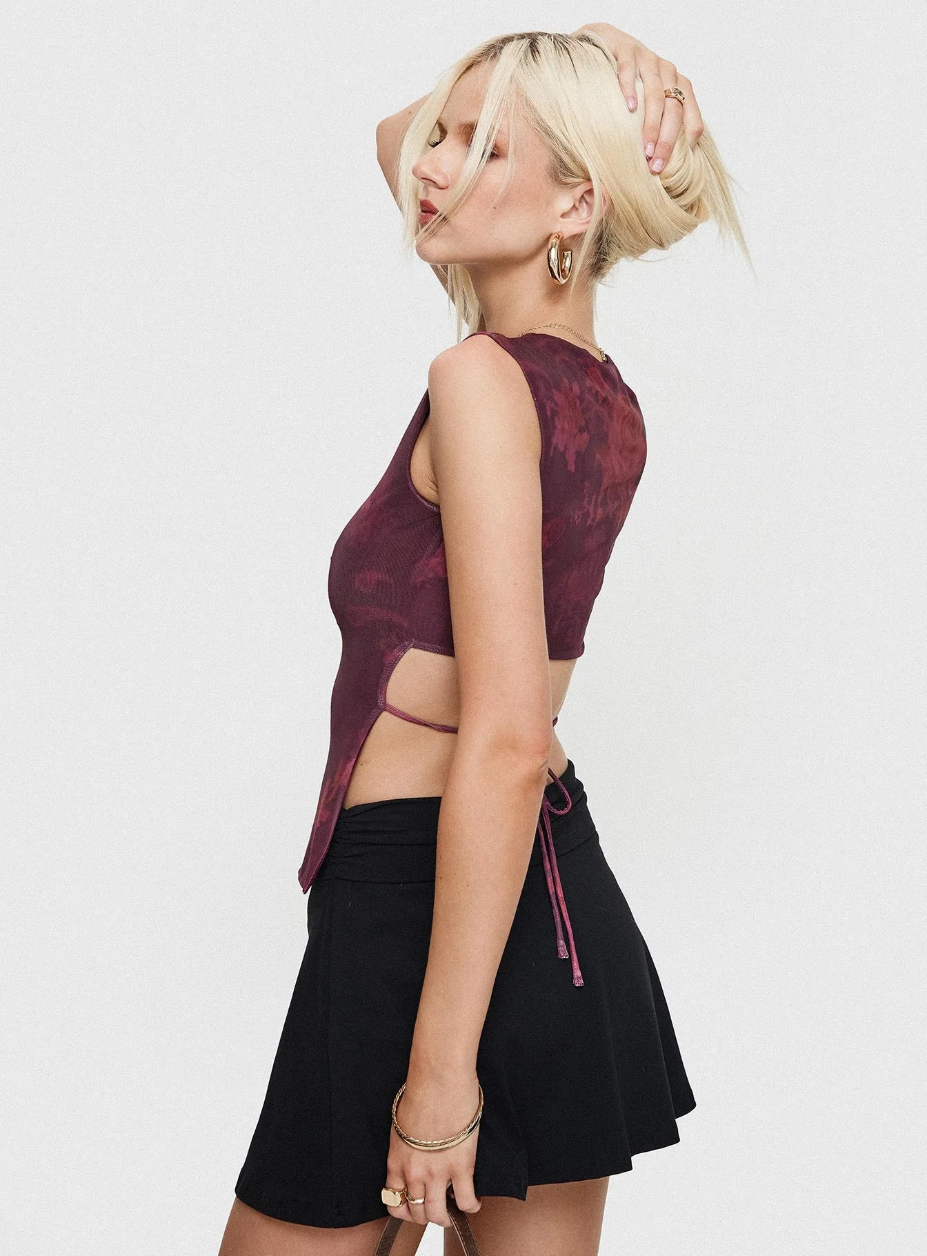 Uzo Top Red Floral - Image 9