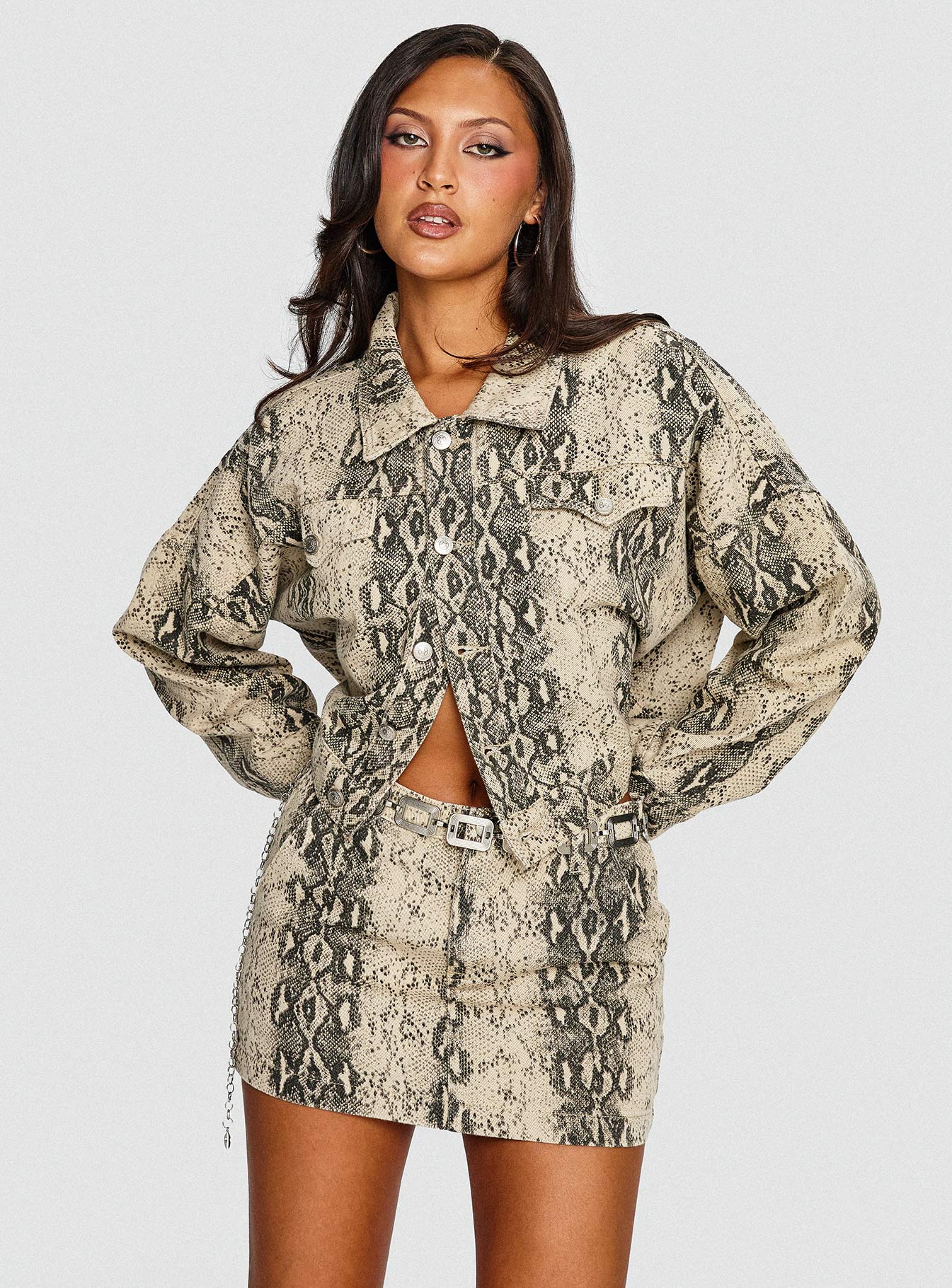 Venom Mini Skirt Snake - Image 8
