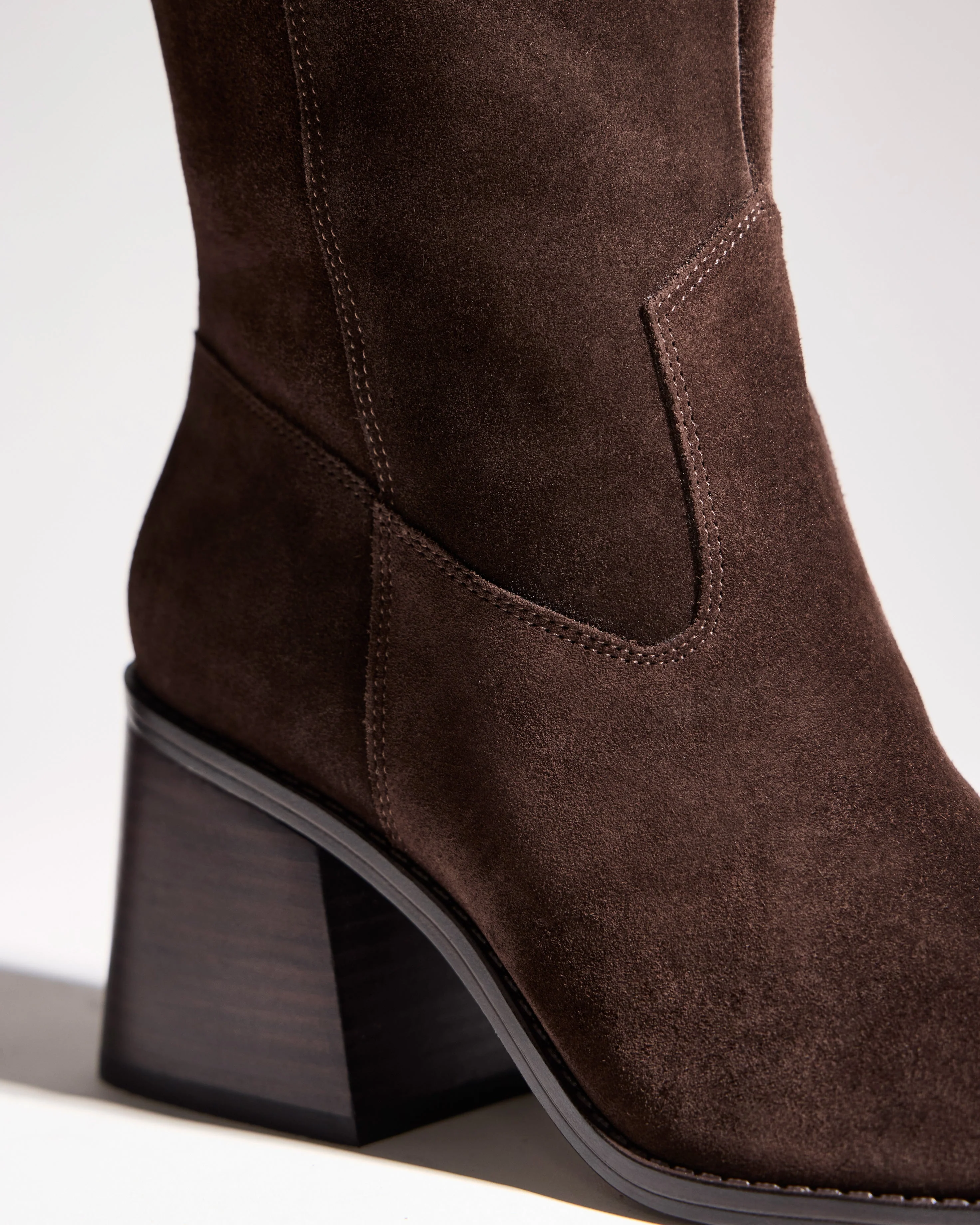 Sangeti Narrow Calf Boot - Image 9