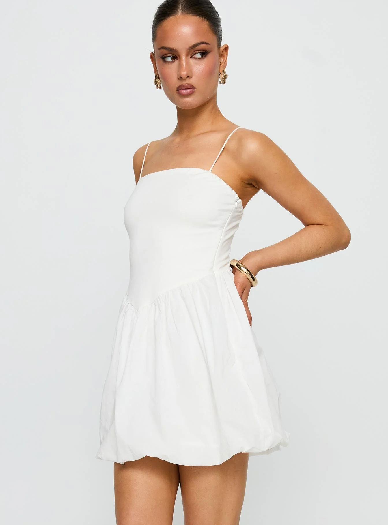 Vista Amora Bubble Hem Mini Dress White - Image 4