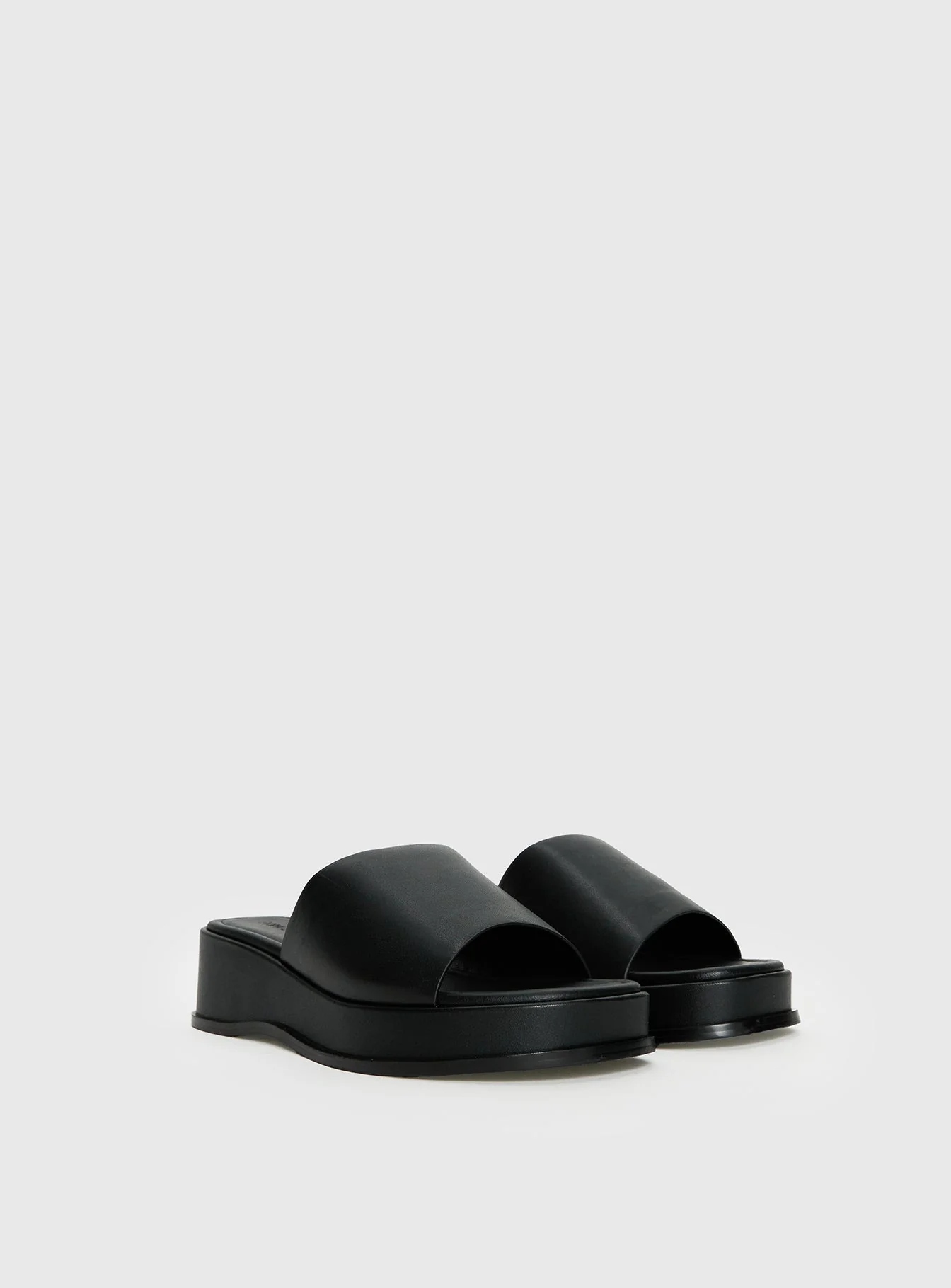 Bayshore Sandals Black - Image 3
