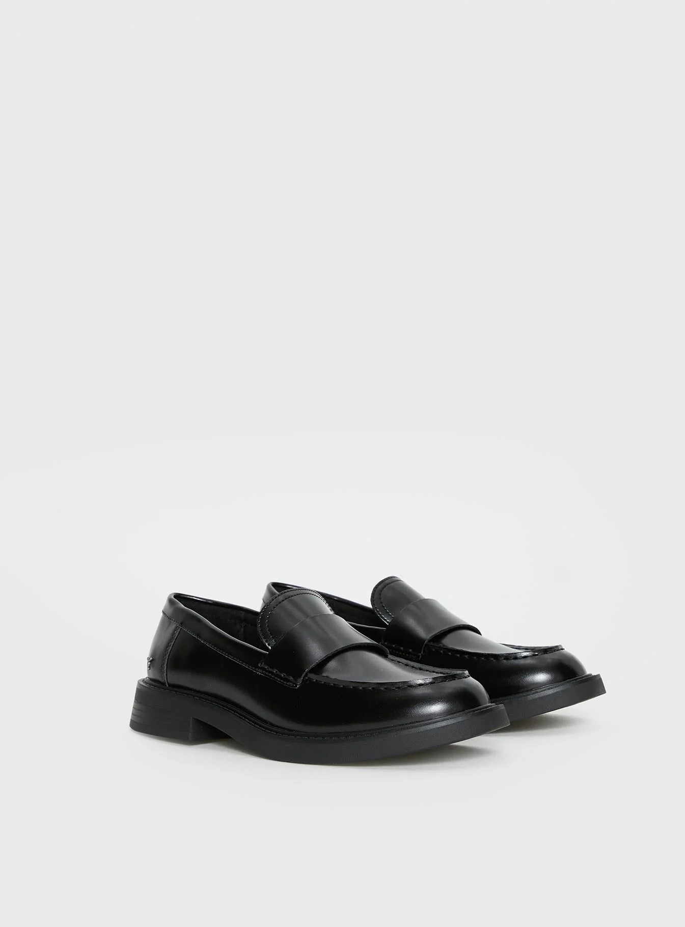 Windsor Smith Yearn Loafers Black - Image 3