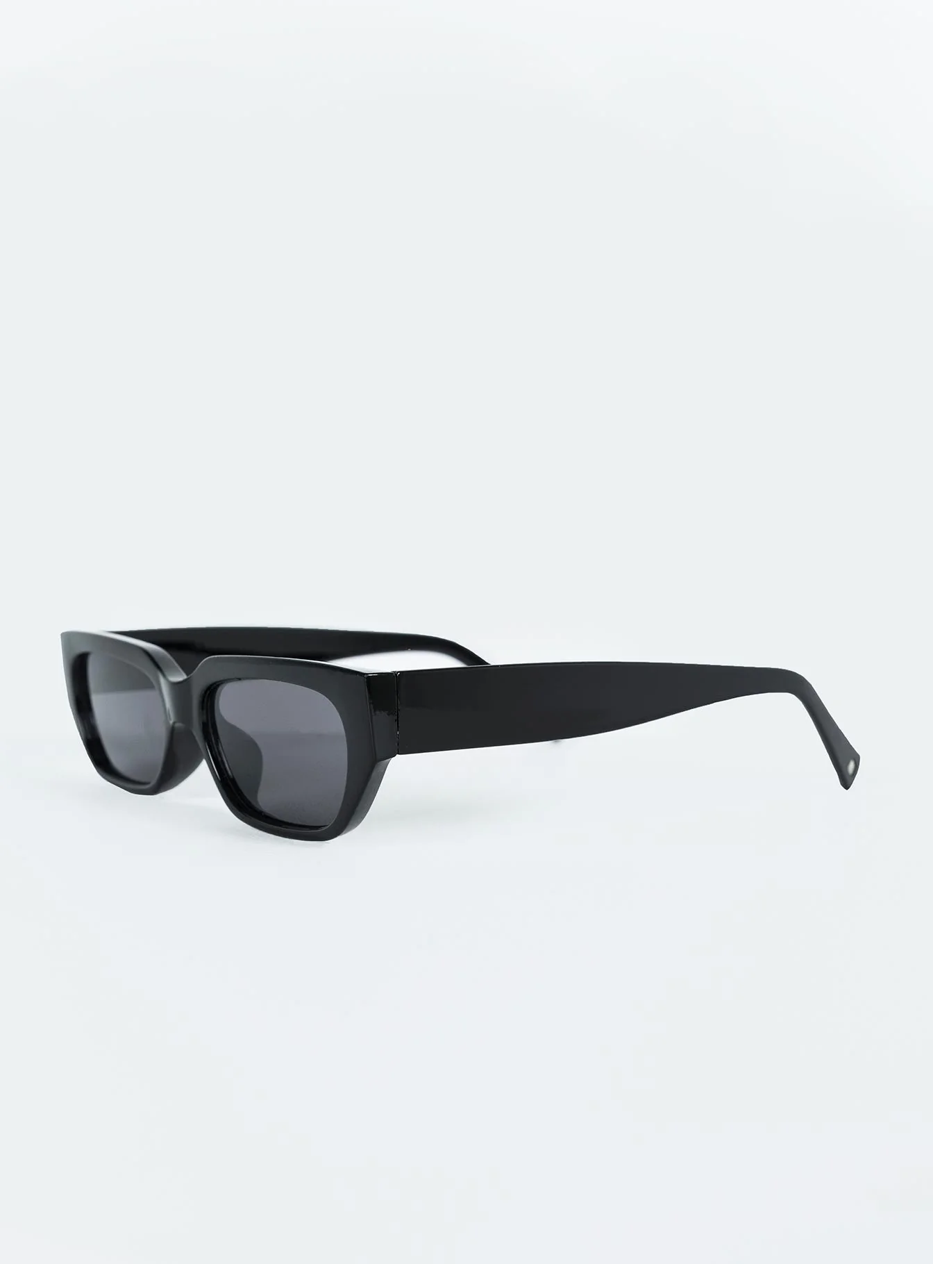Winnick Sunglasses Black - Image 3