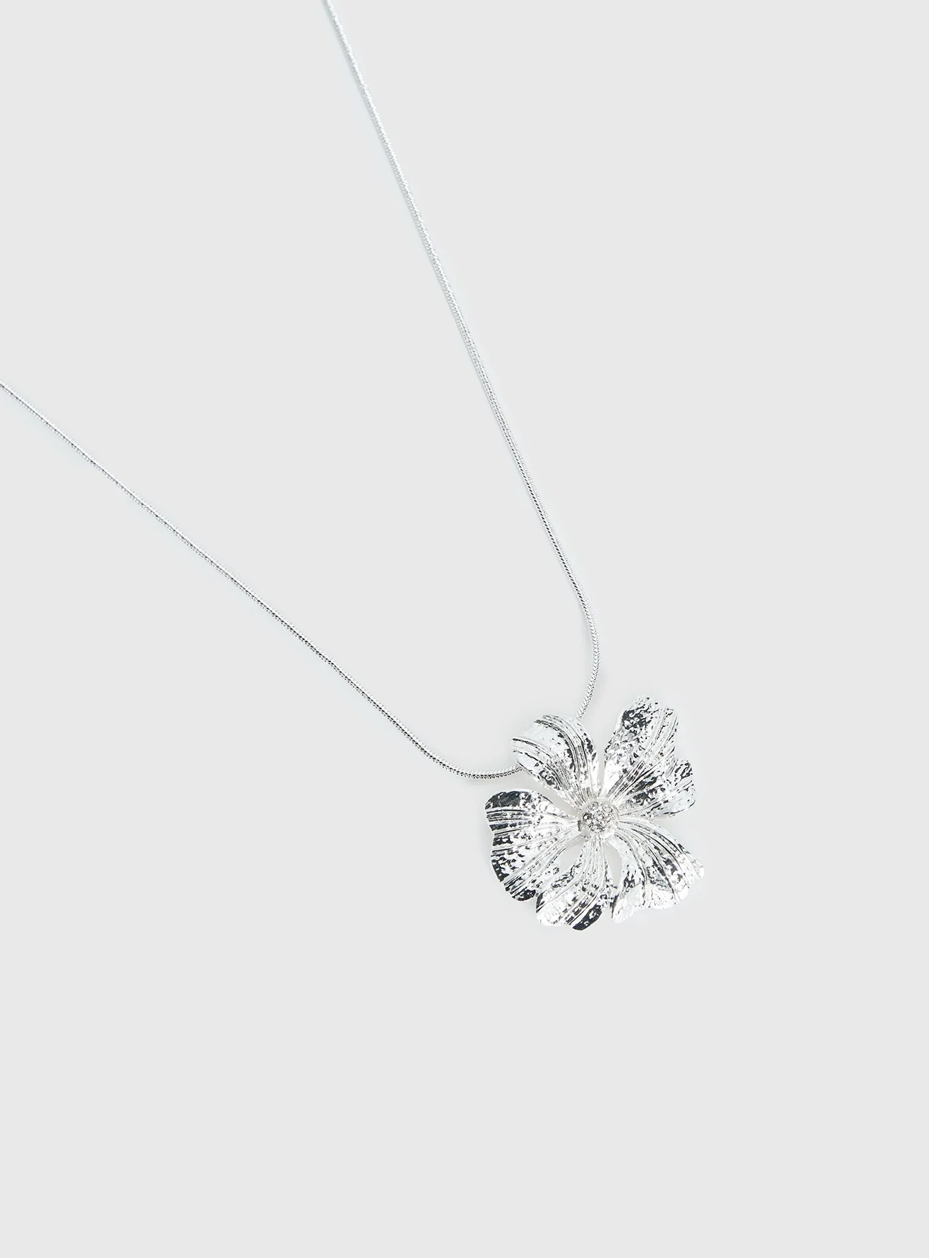 Wish Me Luck Flower Pendant Necklace Silver - Image 3