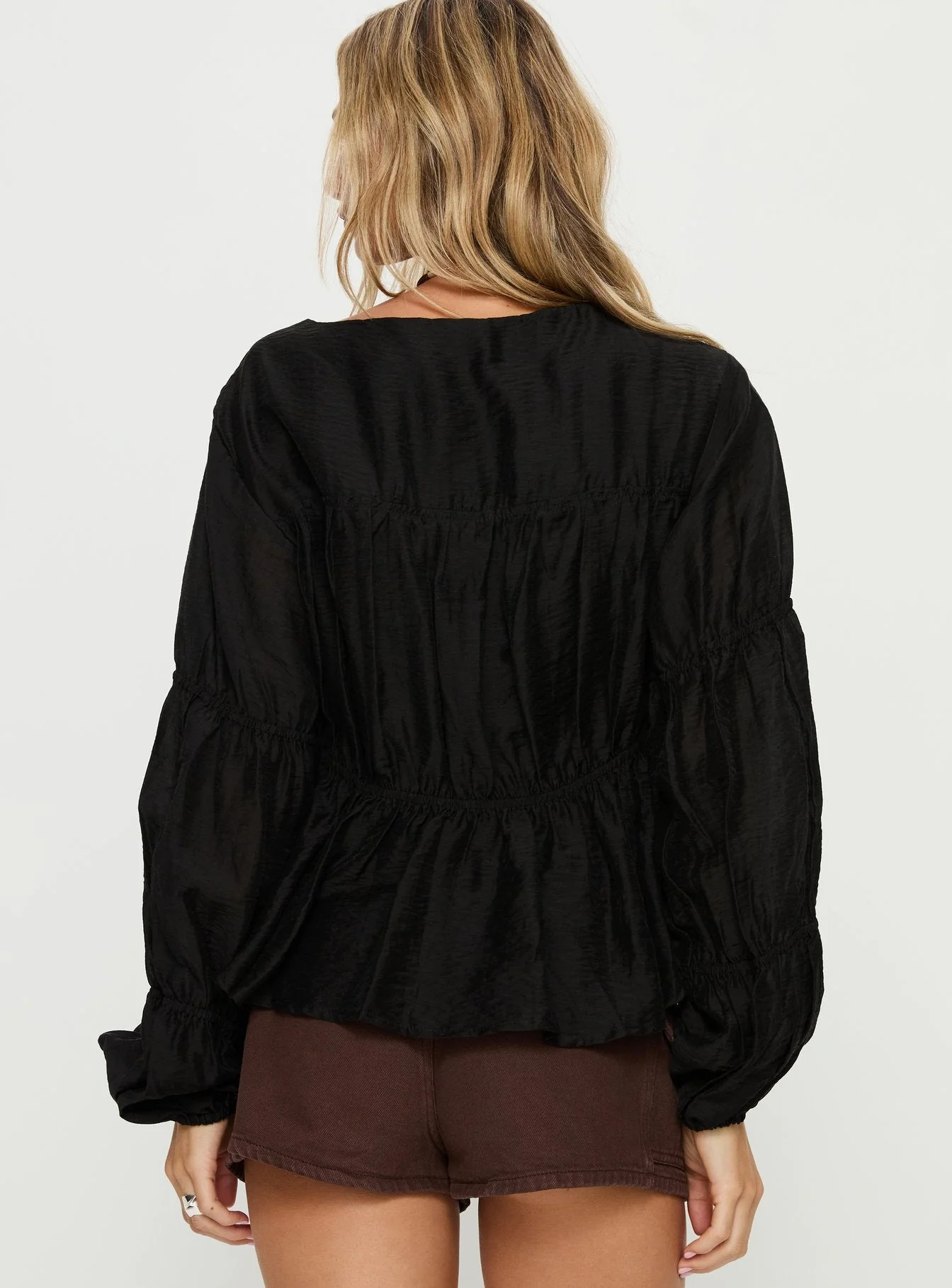 Xamira Ruched Long Sleeve Top Black - Image 4