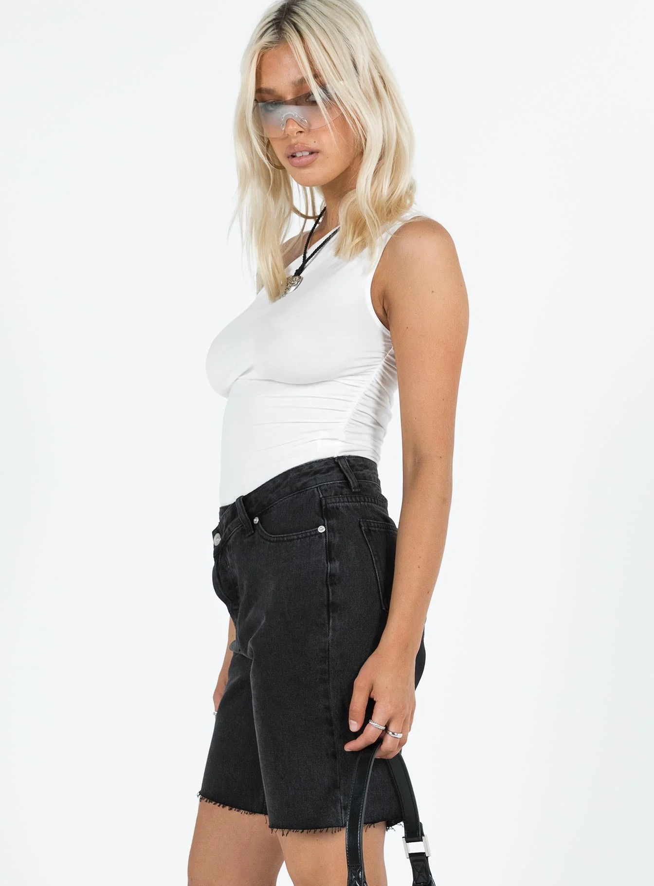 Xena Long Denim Shorts Black - Image 4