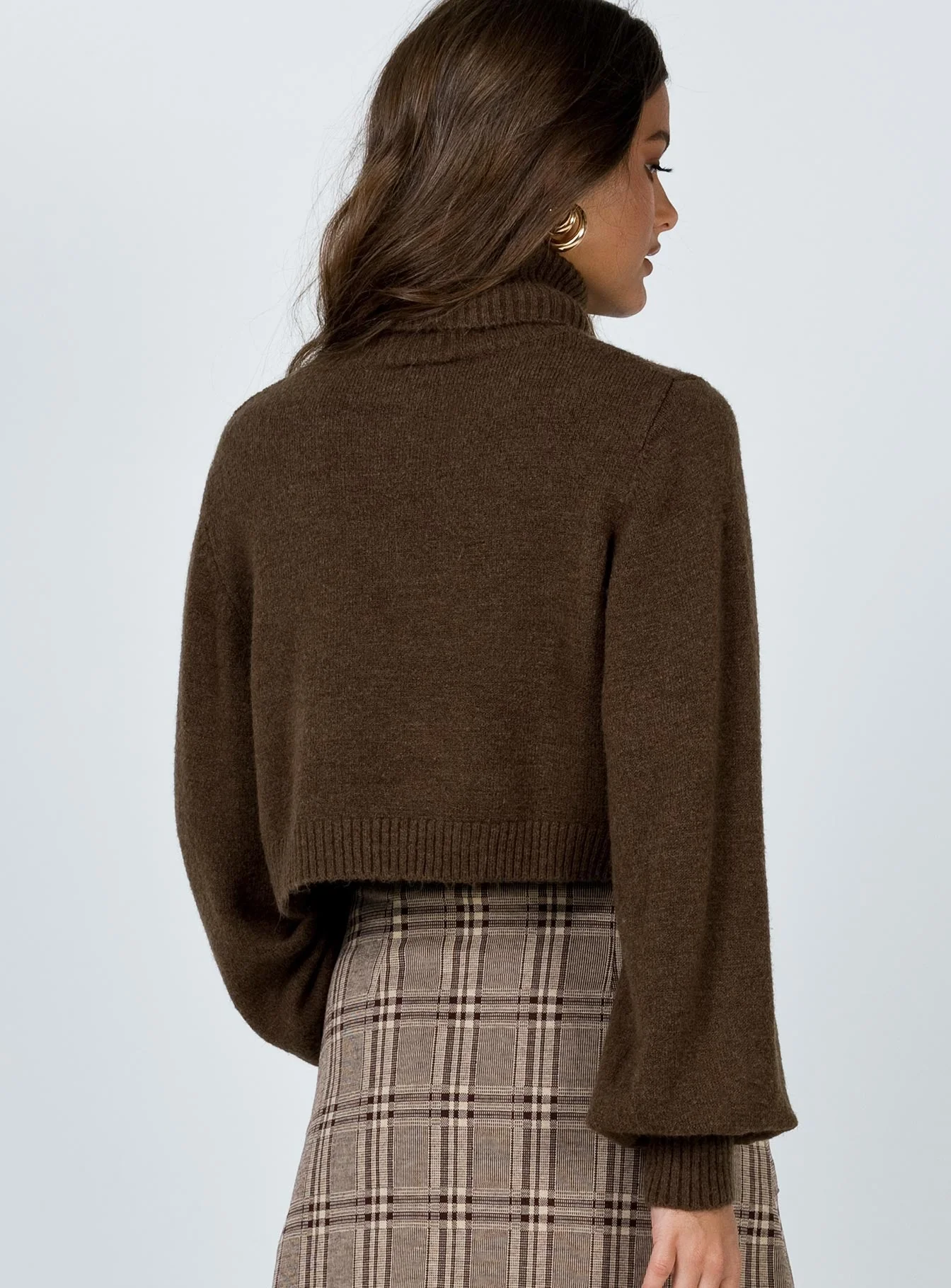 Zahara Cropped Turtleneck Sweater Brown - Image 6