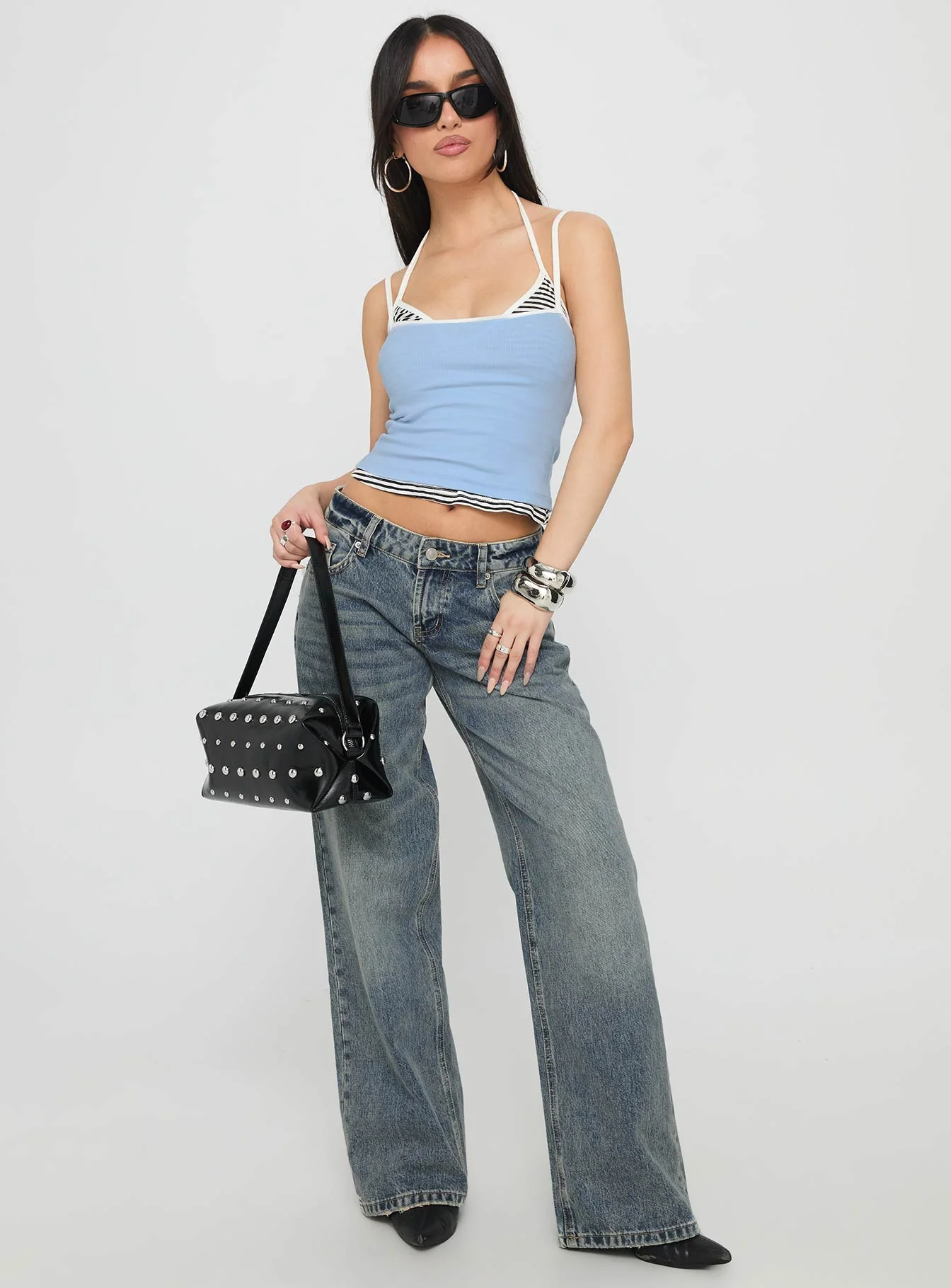 Zaralyn Low Rise Wide Leg Jeans Mid Blue Wash - Image 3